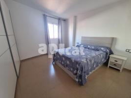 Flat, 83.00 m², near bus and train