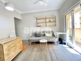Piso, 57.00 m², cerca de bus y tren, Calle de Emilia Pardo Bazán