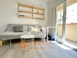 Piso, 57.00 m², cerca bus y metro, Calle de Emilia Pardo Bazán