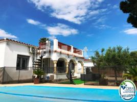 Casa (xalet / torre), 131.00 m², Calle Baix Camp, 4