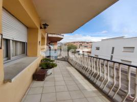 Flat, 78.00 m², near bus and train