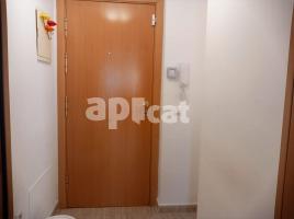 Pis, 71.00 m², près de bus et de train, presque neuf
