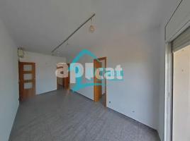 Piso, 93.00 m², cerca de bus y tren