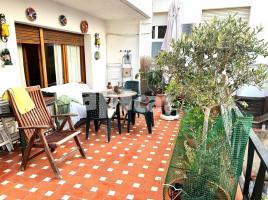Flat, 146.00 m², near bus and train