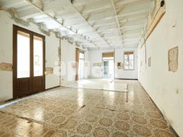Pis, 117.00 m², 靠近巴士和地铁