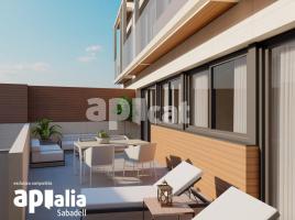 Pis, 136.00 m², prop de bus i tren