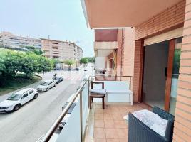 Pis, 149.00 m², prop de bus i tren, seminou, Calle de les Roses