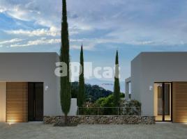 Casa (xalet / torre), 323.00 m²