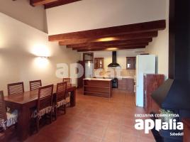 Pis, 174.00 m², جديد تقريبا