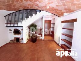  (unifamiliar adossada), 174.00 m²