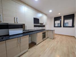 Mieten pis, 70.00 m², fast neu