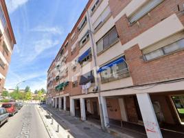 Flat, 46.00 m², near bus and train