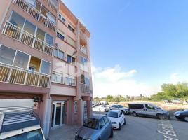 Flat, 74.00 m², near bus and train