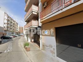 Flat, 86.00 m², near bus and train