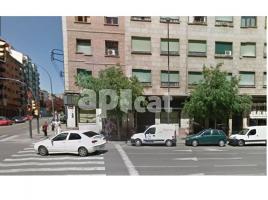, 223.00 m², in der Nähe von Bus und Bahn, Avenida Prat de la Riba, 91