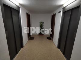 Flat, 90.00 m², near bus and train, almost new, Calle del Doctor Modrego