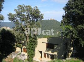 Houses (villa / tower), 170.00 m², almost new
