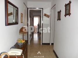 Property Vertical, 350.00 m², near bus and train