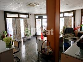 Business premises, 115.00 m², near bus and train