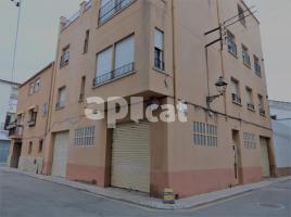 Property Vertical, 358.00 m², near bus and train