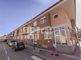 Houses (terraced house), 241.00 m², Calle el Majuelo