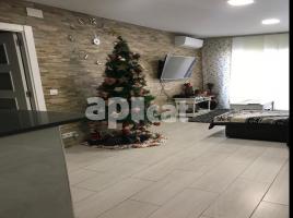 Flat, 103.00 m², near bus and train, almost new, Calle santiago, 2b