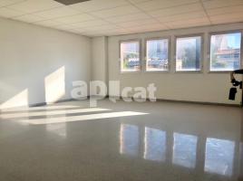 For rent office, 45.00 m², near bus and train, Calle de Topete