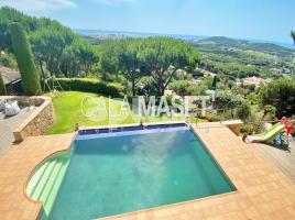 Houses (villa / tower), 390.00 m², Calle Can Semi