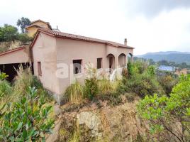 Houses (villa / tower), 187.00 m², almost new, Calle Campanya