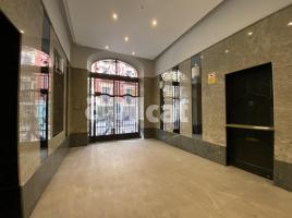 For rent office, 32.00 m², Calle de Santander