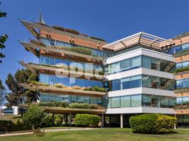 إيجار , 359.00 m², حافلة قرب والقطار, Avenida de la Via Augusta, 15