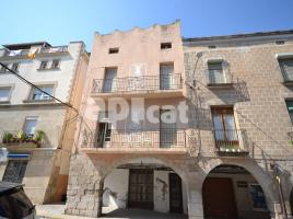 Houses (terraced house), 448.00 m², near bus and train, Plaza SANT ROC