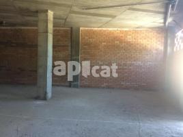 Alquiler local comercial, 212.00 m², Calle la Portella