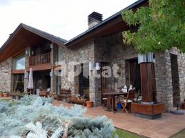 Houses (villa / tower), 640.00 m², almost new