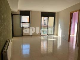 Houses (terraced house), 119.00 m², almost new, Calle del Pedraforca