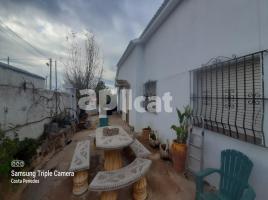 Houses (villa / tower), 289.00 m², almost new