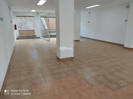 Local comercial, 243.00 m²
