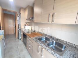 Flat, 120.00 m², almost new