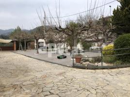 Houses (villa / tower), 796.00 m², almost new